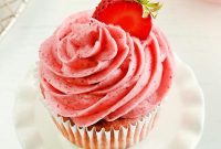 Luscious Strawberry Frosting