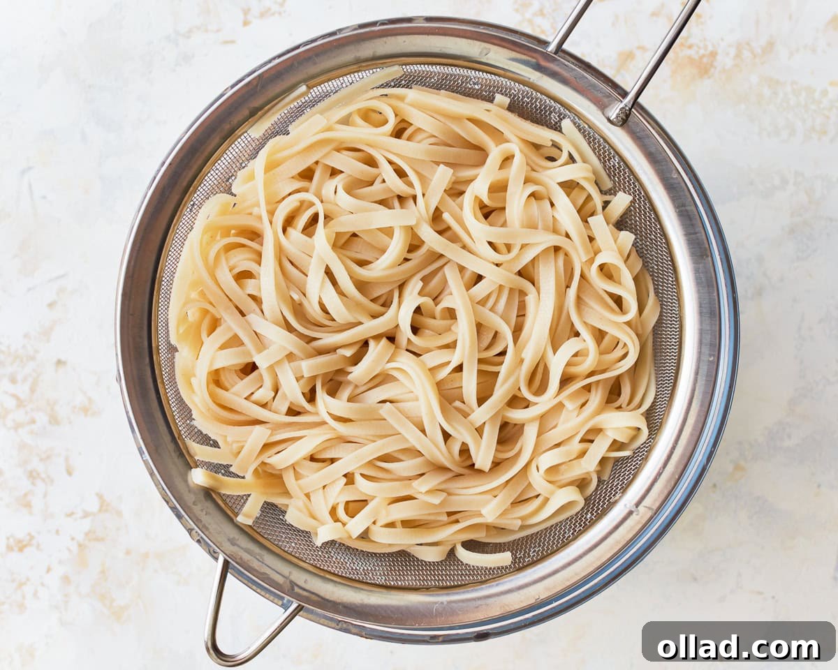 Cooked rice noodles