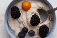 Creamy Vegan Fruit Dip
